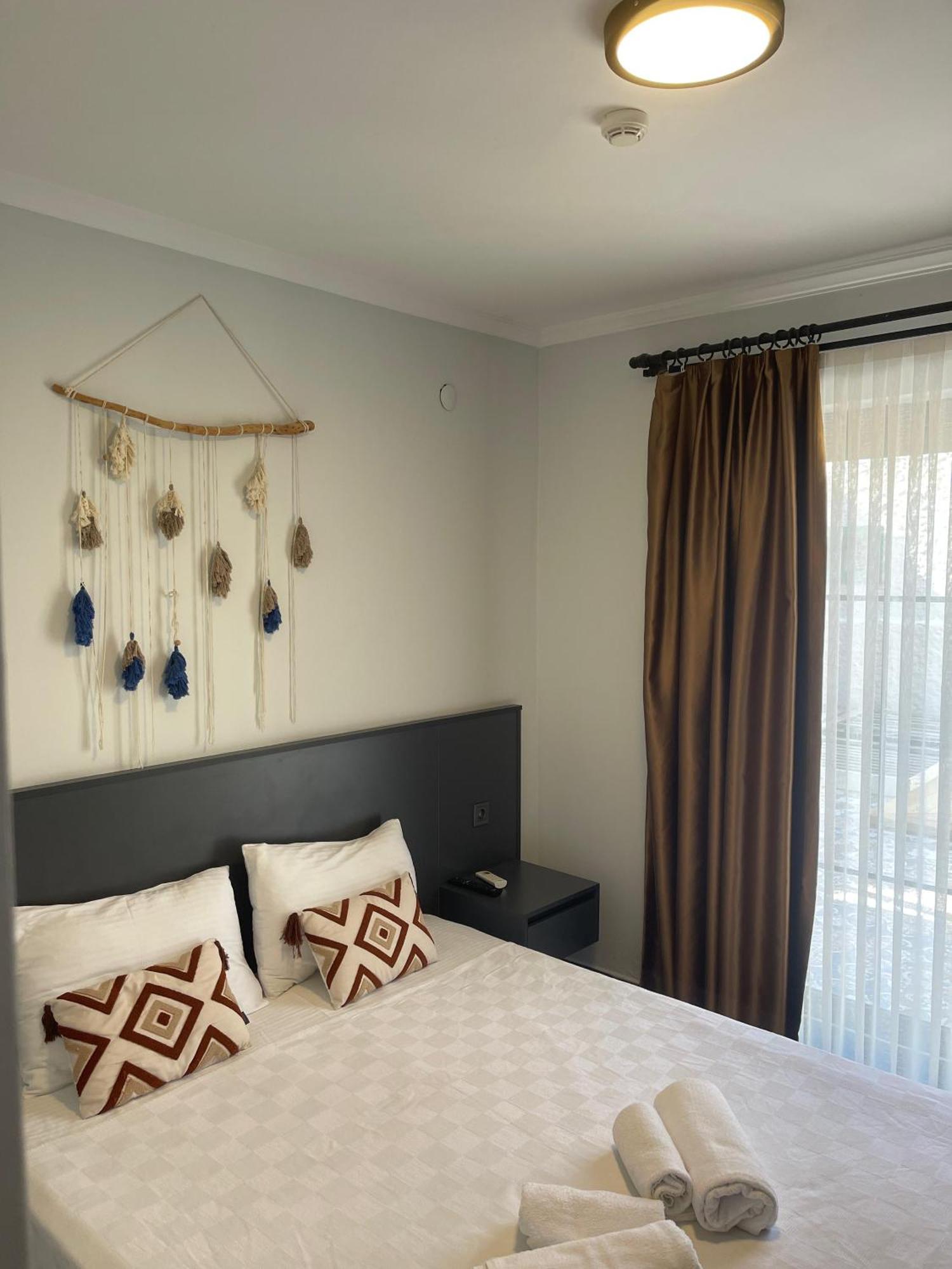 Bed and Breakfast Mara Koeyici Кешме Экстерьер фото